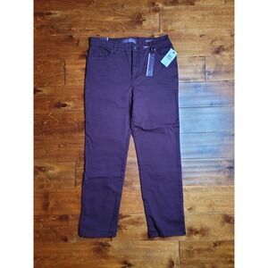 Gloria Vanderbilt NWT Plum Wine Tapered Denim Amanda Slimming Jeans Size 12p